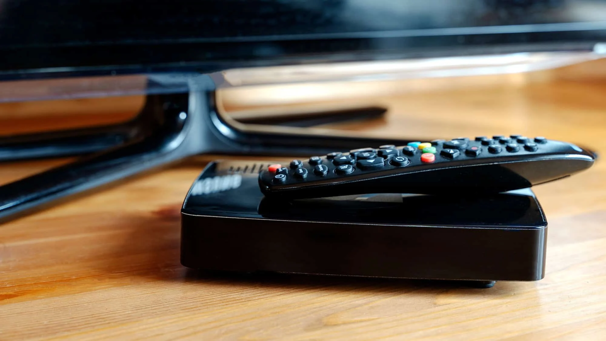 Streamings piratas: operação na Argentina derruba My Family Cinema e TV Express e expõe rede de até R$ 1 bilhão com clientes no Brasil Por dentro da operação argentina que derrubou streamings piratas no Brasil