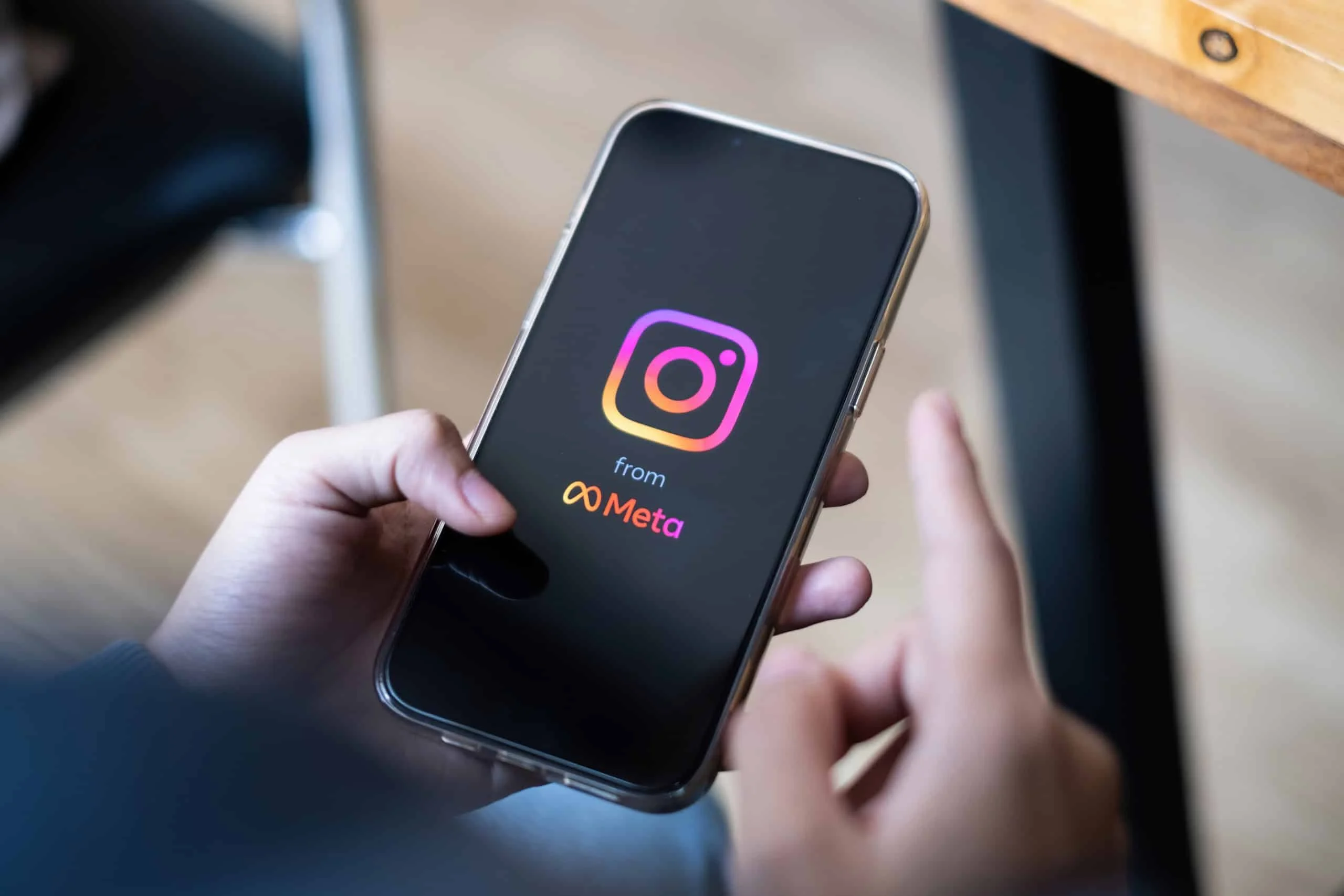 Meta vai usar conversas com IA para exibir anúncios personalizados no Instagram e Facebook a partir de 16 de dezembro Instagram: Meta vai usar suas conversas com IA para direcionar anúncios personalizados