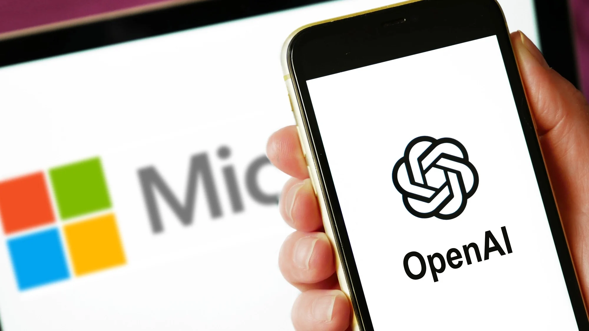 Microsoft admite perdas bilionárias, como o investimento da Microsoft na OpenAI mexe com lucro, nuvem e transparência para investidores Microsoft admite perdas bilionárias e detalha investimento na OpenAI