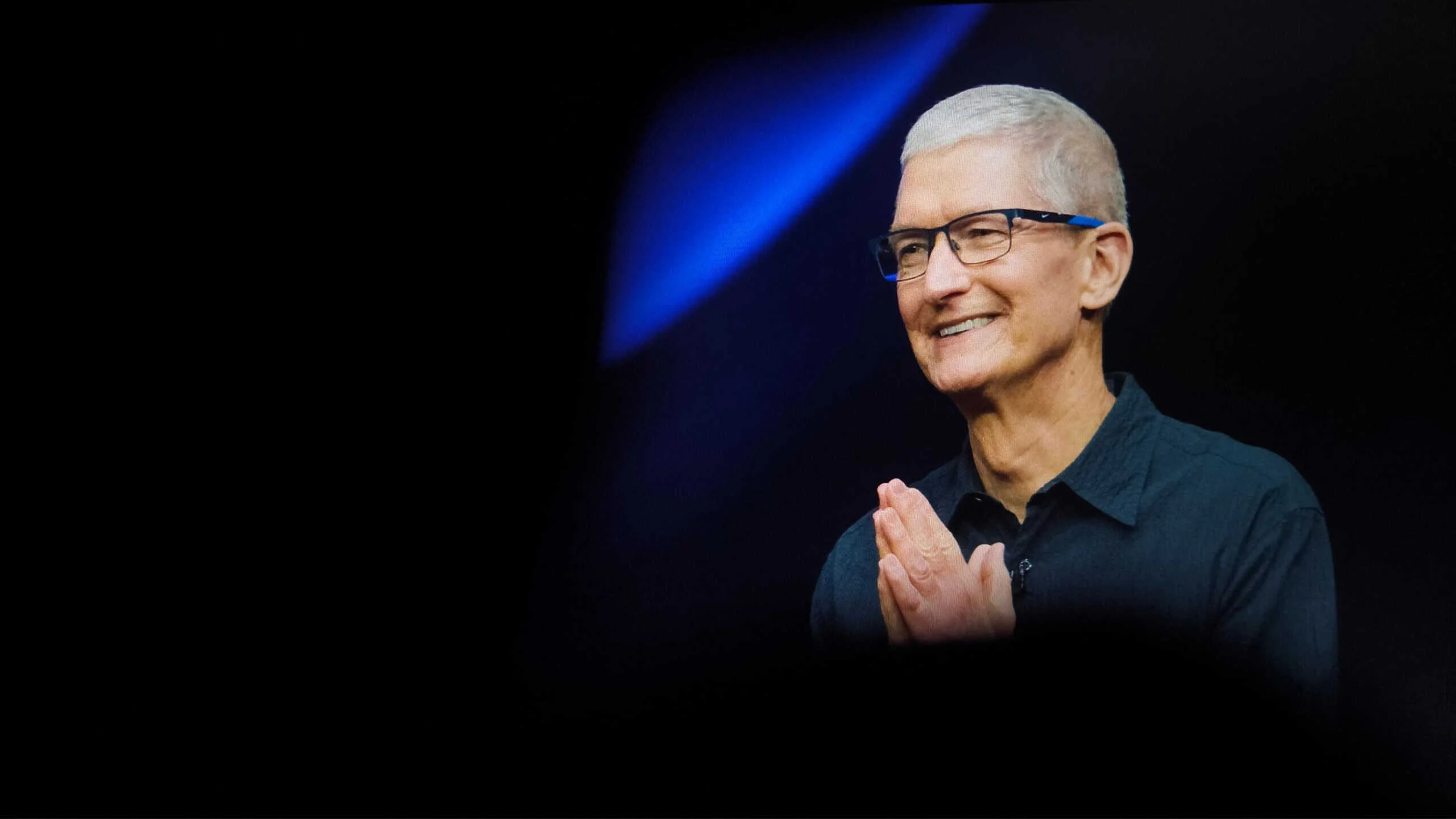 Novo CEO da Apple em 2026? O que se sabe sobre a sucessão de Tim Cook e por que John Ternus lidera as apostas, segundo o FT Fim da era Tim Cook está próximo? Apple acelera discussões sobre novo CEO