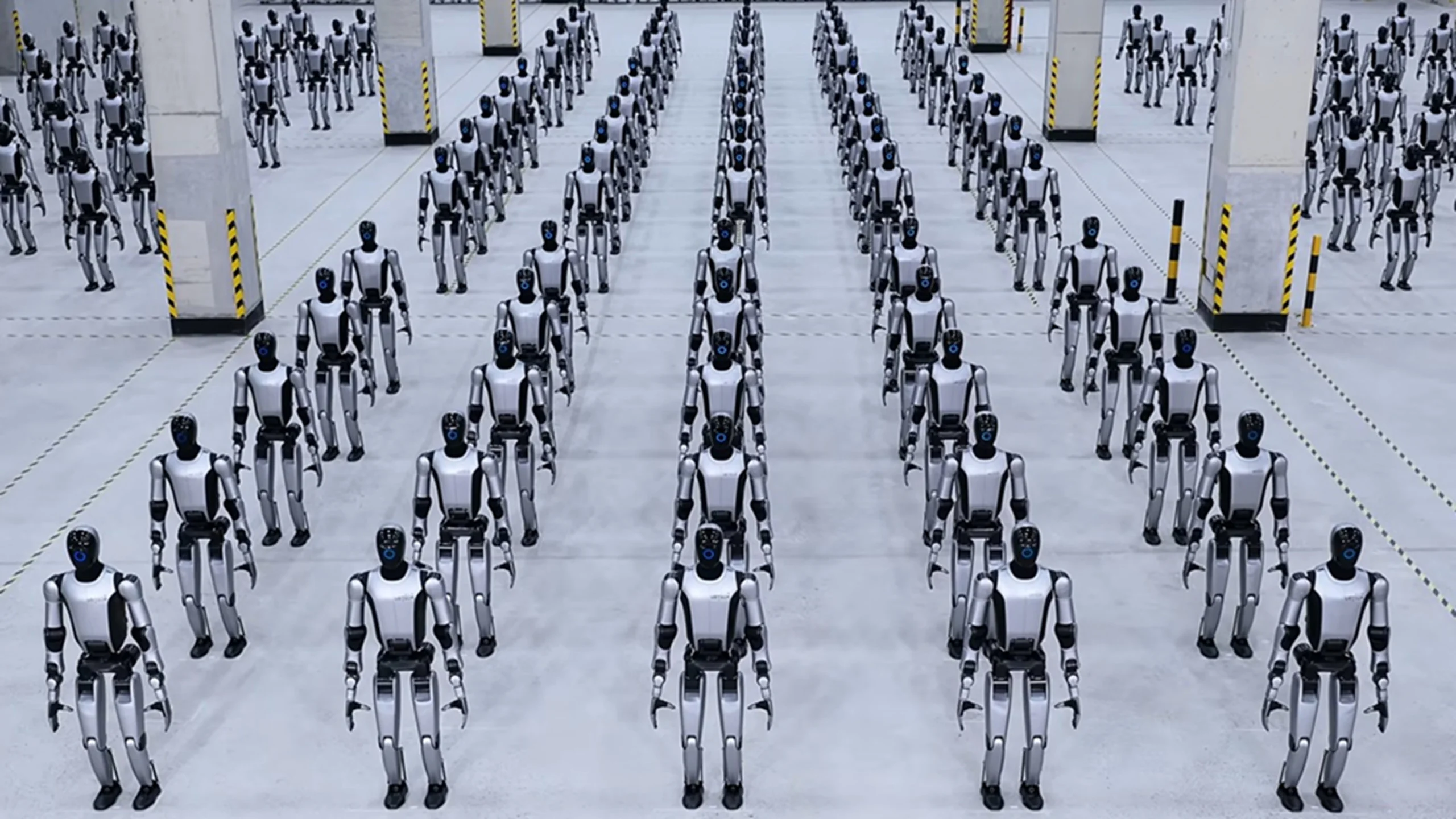 Assista: exército de robôs humanoides que trabalham 24h na China, UBTECH faz primeira entrega em massa do Walker S2 para fábricas Assista: exército de robôs humanoides que trabalham 24h vira realidade na China