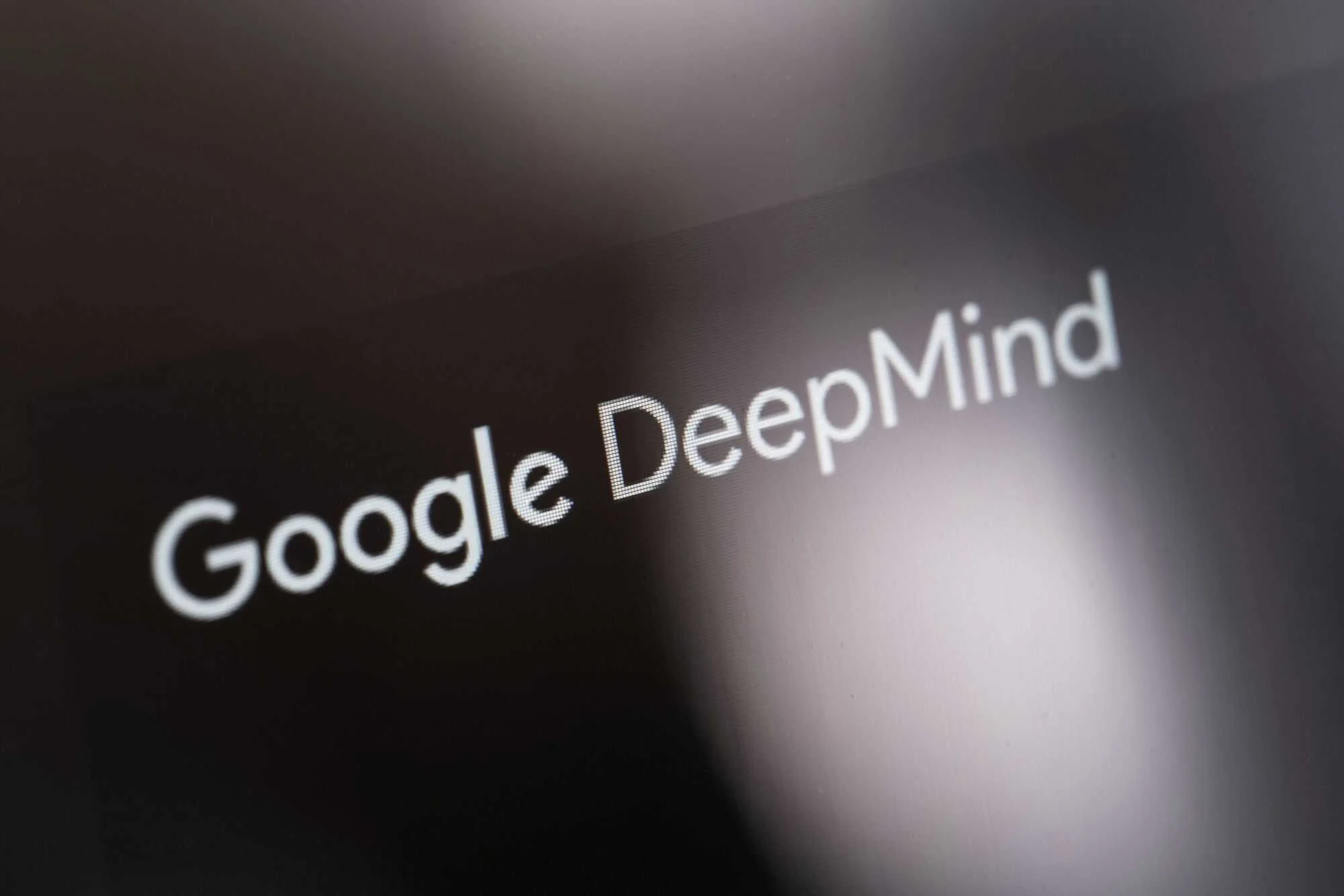 WeatherNext 2: IA da Google DeepMind antecipa furacões com 3 dias, faz previsões hora a hora e é até 8x mais rápida Google DeepMind lança IA que promete revolucionar previsões meteorológicas
