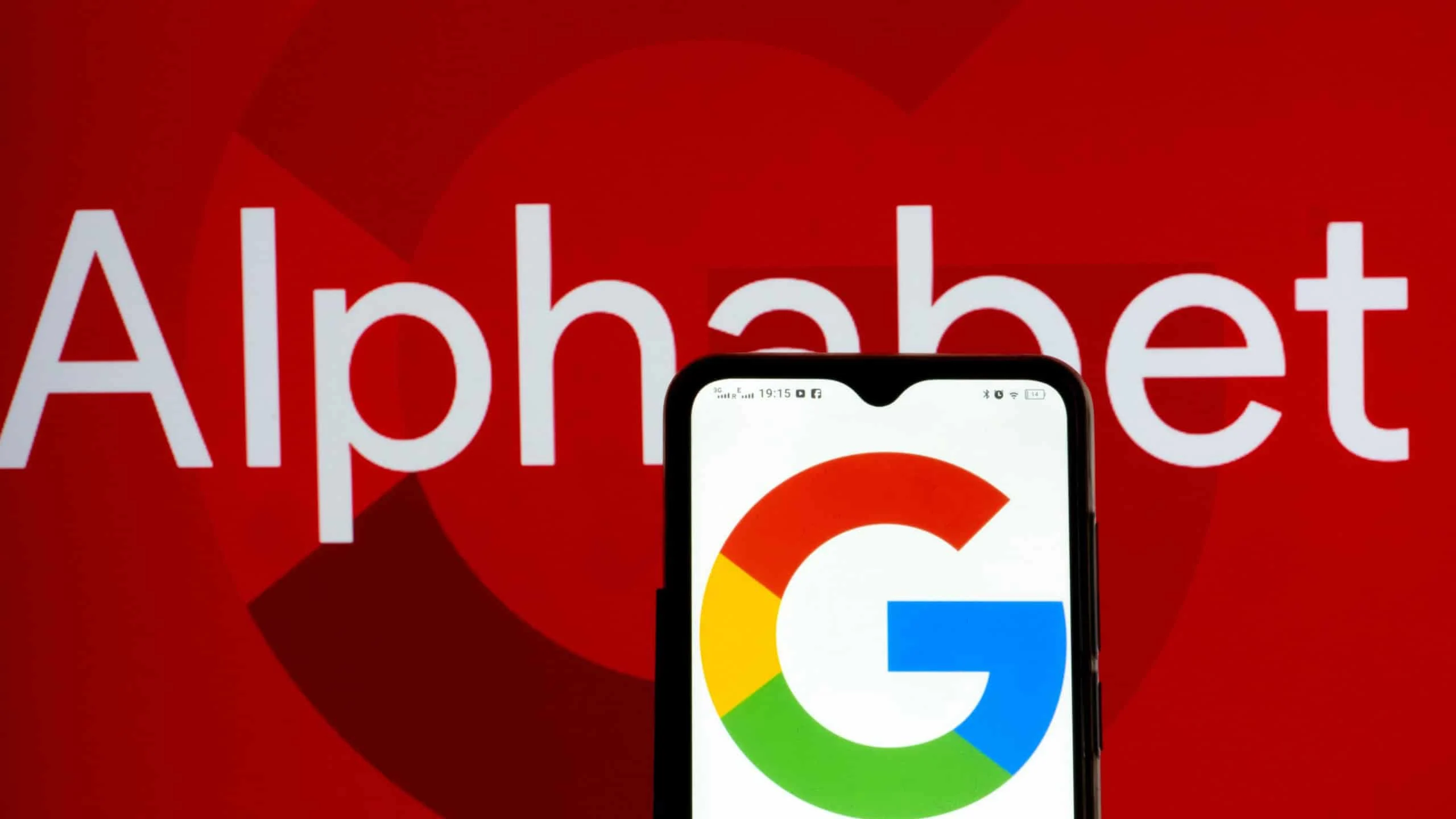 Gemini 3 do Google faz ações da Alphabet saltarem 5%, reforça disputa com OpenAI e Anthropic Gemini 3 fez sucesso: ações da Alphabet, dona do Google, dispararam nesta quarta-feira