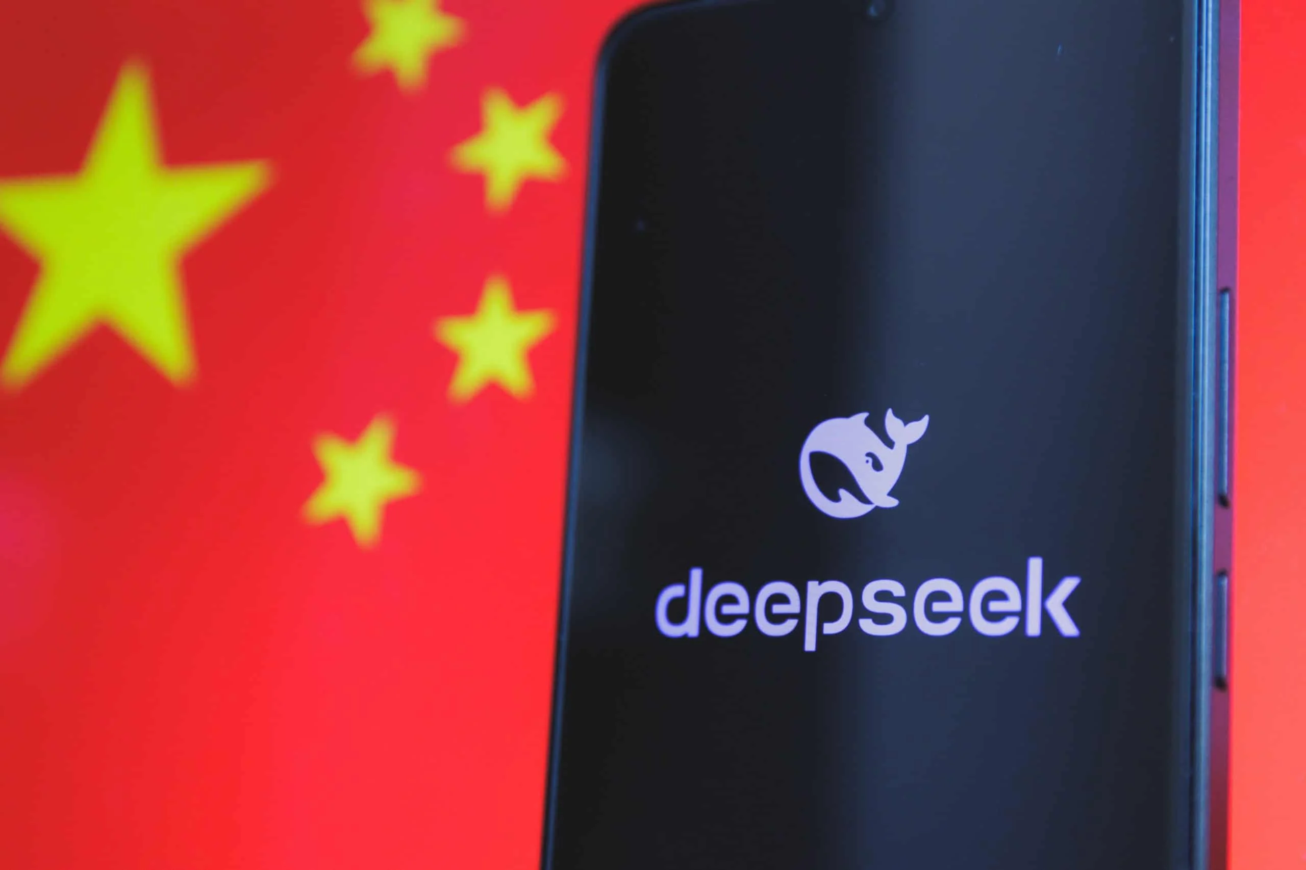 DeepSeek R1 Slim reduz o modelo em 55%, elimina filtros políticos e mantém desempenho, dizem pesquisadores Versão compacta do DeepSeek R1 elimina filtros políticos