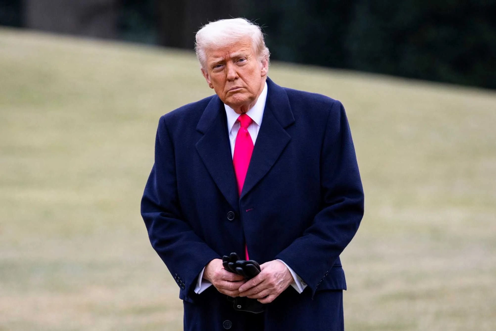 Trump e Nvidia: parceria transforma chips de IA em arma diplomática dos EUA com megaprojetos e freios à exportação Trump e Nvidia: parceria virou arma diplomática dos EUA