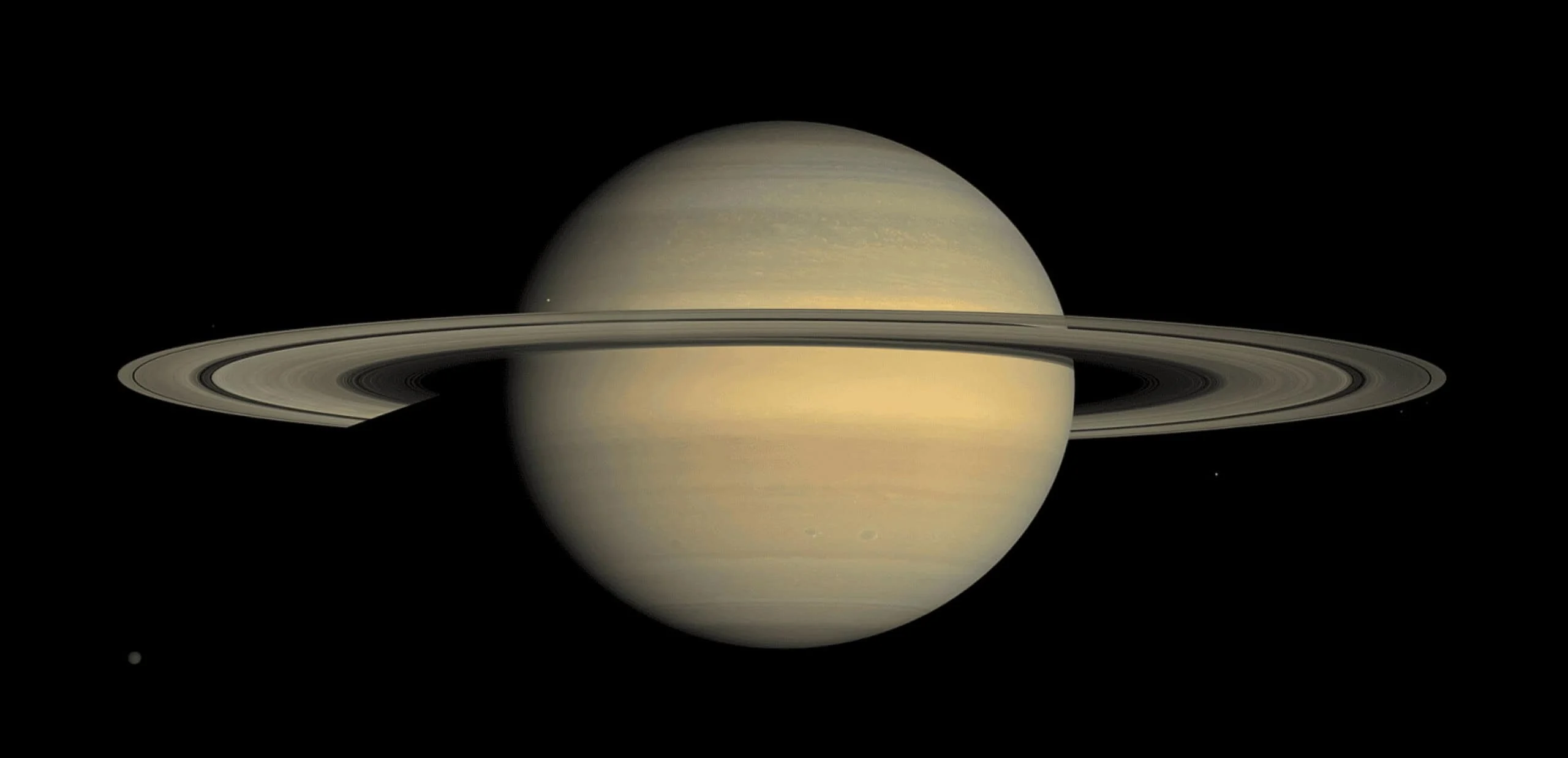 Anéis de Saturno quase invisíveis neste fim de semana no Brasil: horários em Brasília e guia para ver o raro alinhamento orbital Os anéis de saturno vão "sumir" no céu durante o fim de semana