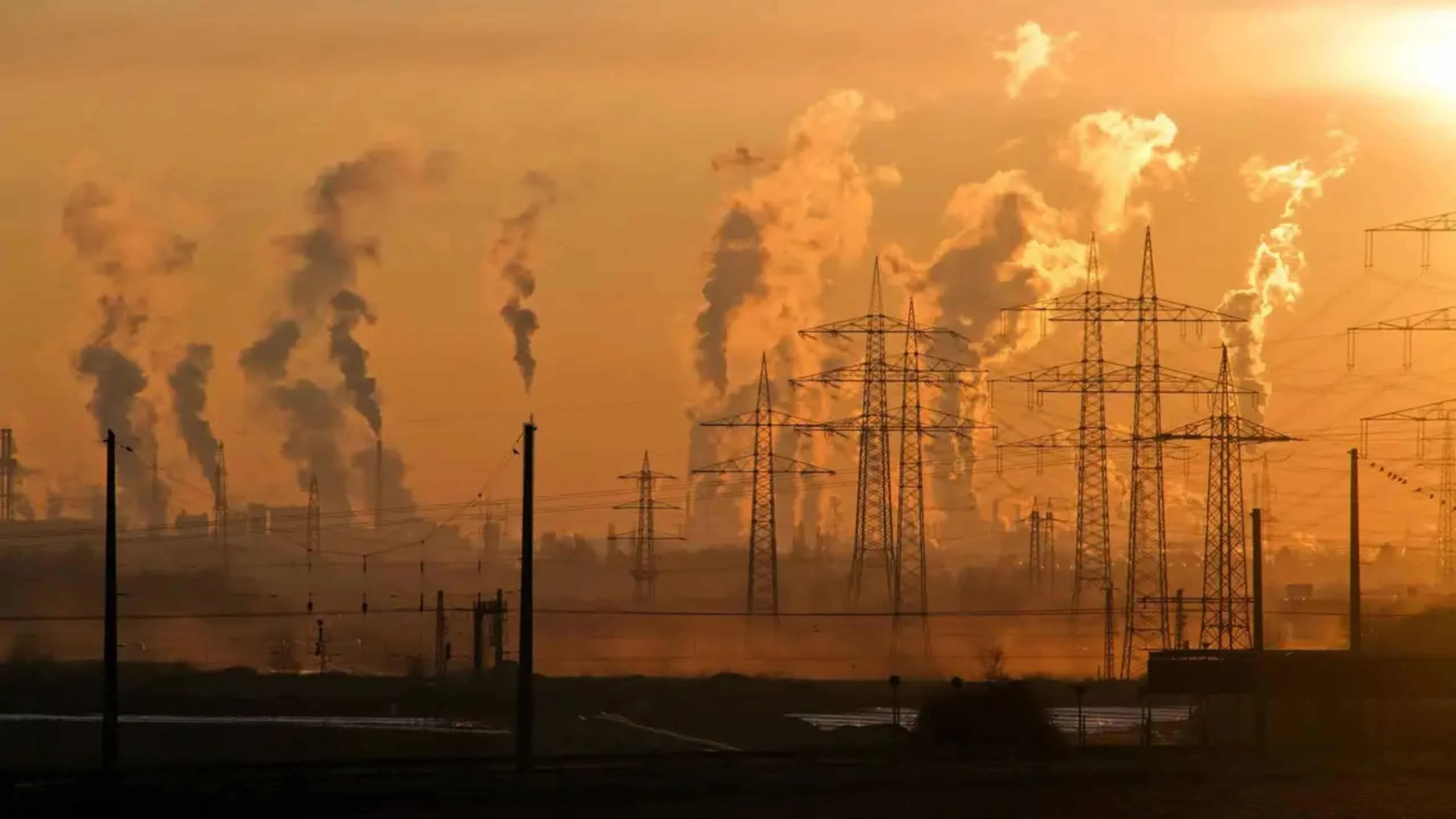 COP30: fim dos combustíveis fósseis é removido do novo rascunho do acordo final, crise se agrava com pressão de mais de 30 países COP30: fim dos combustíveis fósseis é retirado de novo rascunho do acordo final