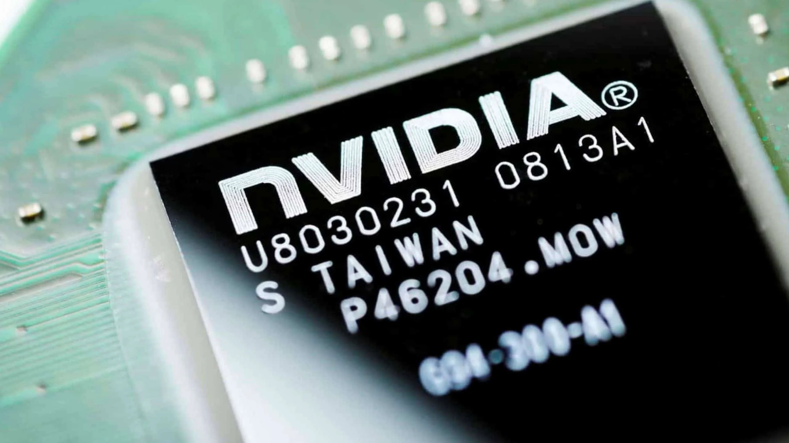 Casa Branca pressiona Congresso contra Lei GAIN AI Act, que restringiria exportações da Nvidia para a China Casa Branca pede que Congresso não aprove lei que restringe as exportações da Nvidia
