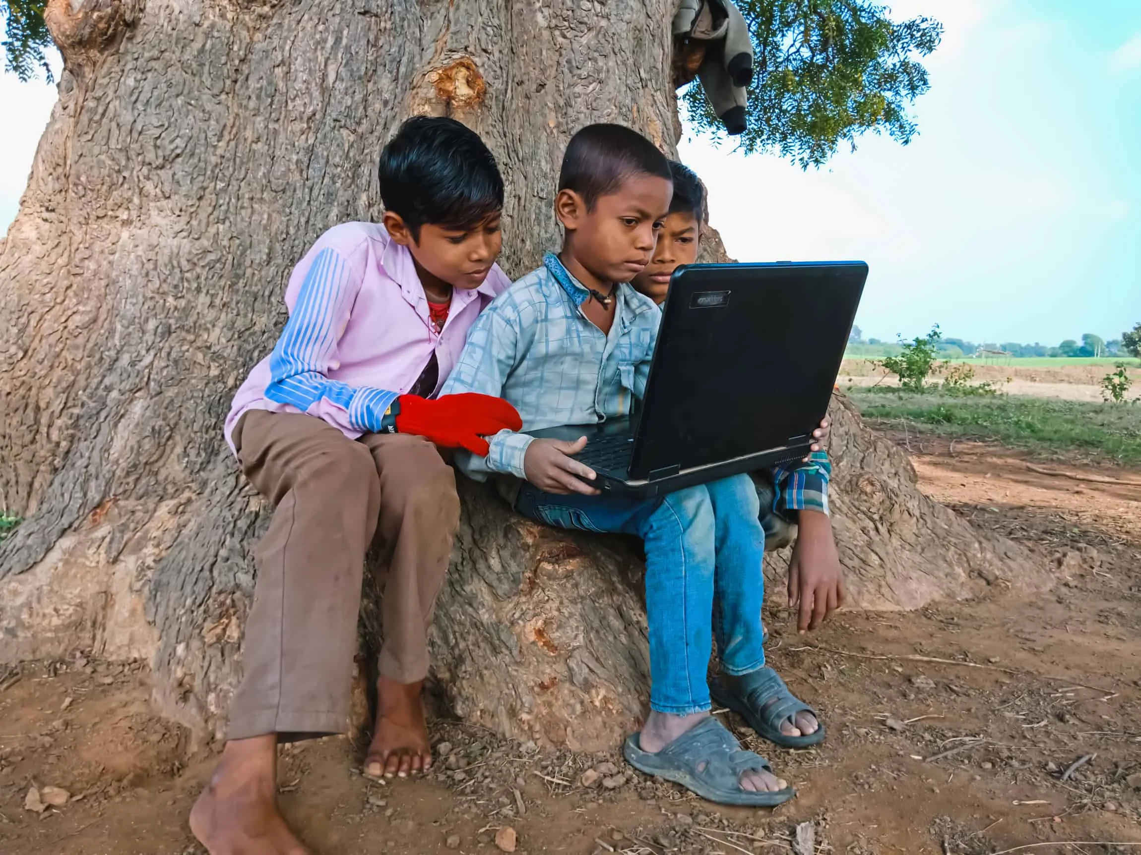 Internet chega a 6 bilhões de pessoas em 2025, porém qualidade do acesso segue desigual, aponta ITU Internet chega a 6 bilhões de pessoas, mas qualidade do acesso segue desigual