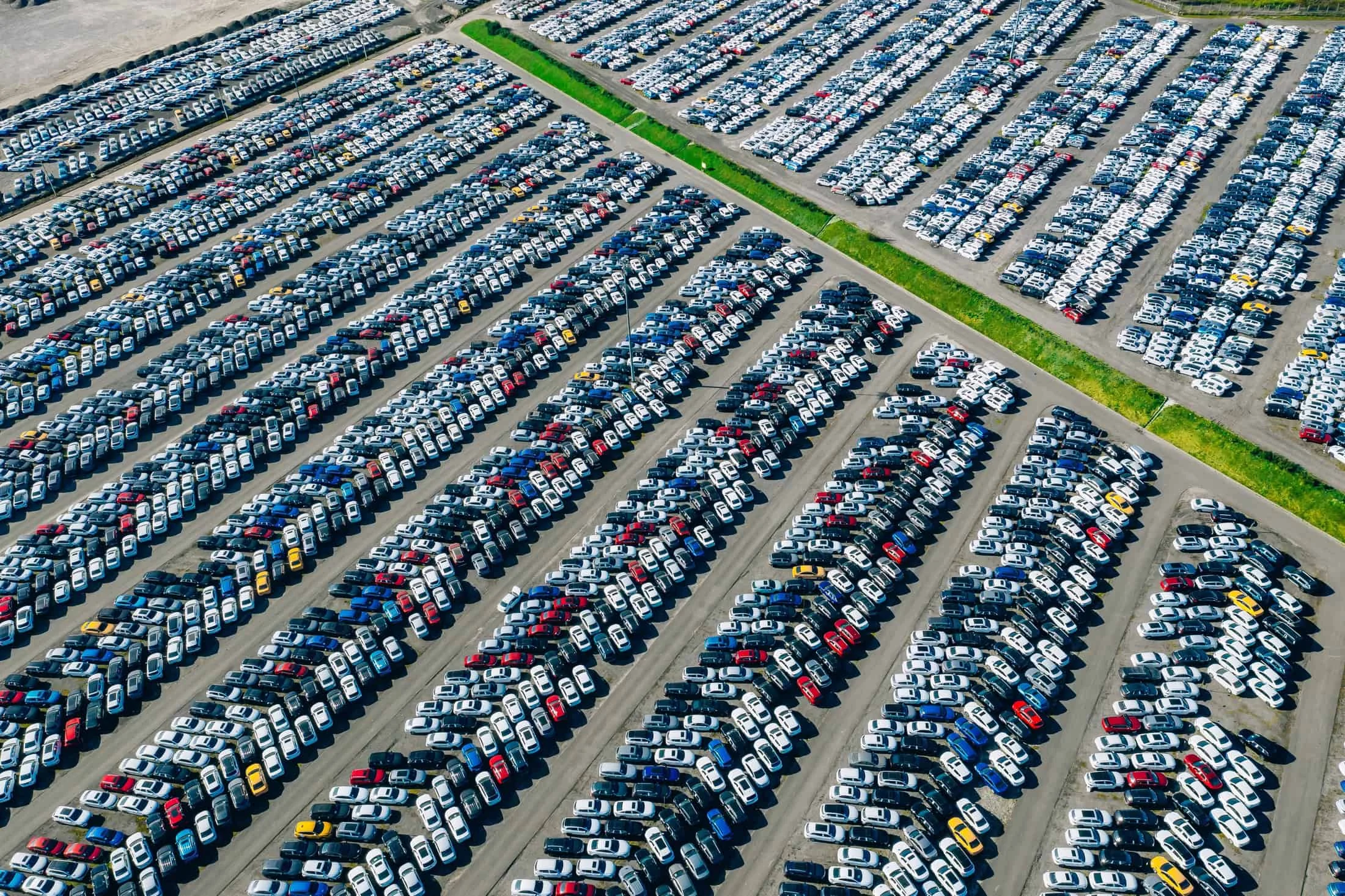 Carros elétricos no Brasil: Global EV Driver Survey 2025 revela satisfação acima da média mundial e 92% pretendem repetir a compra Carros elétricos conquistam brasileiros e superam média global de satisfação, aponta pesquisa