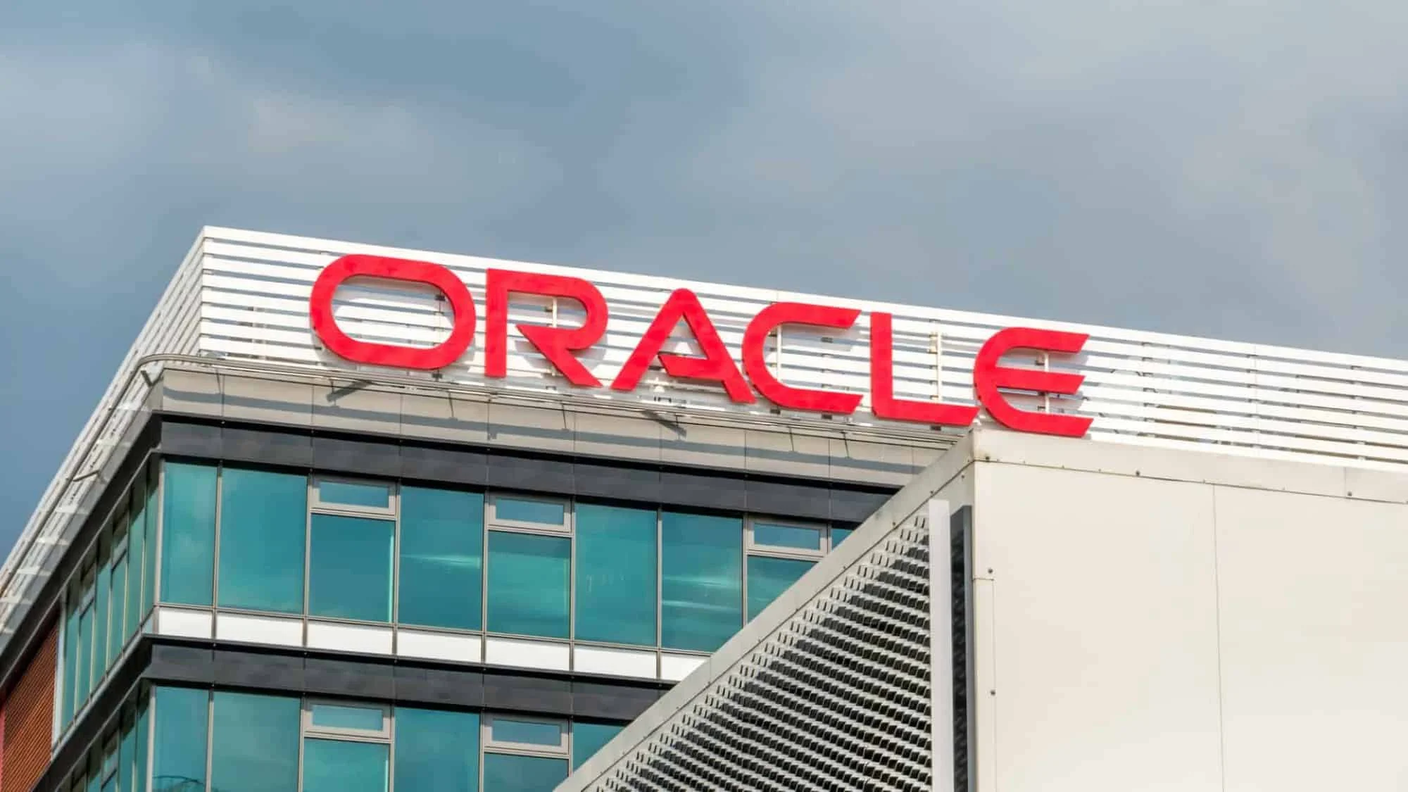 Aposta da Oracle em IA vira contra si mesma; entenda