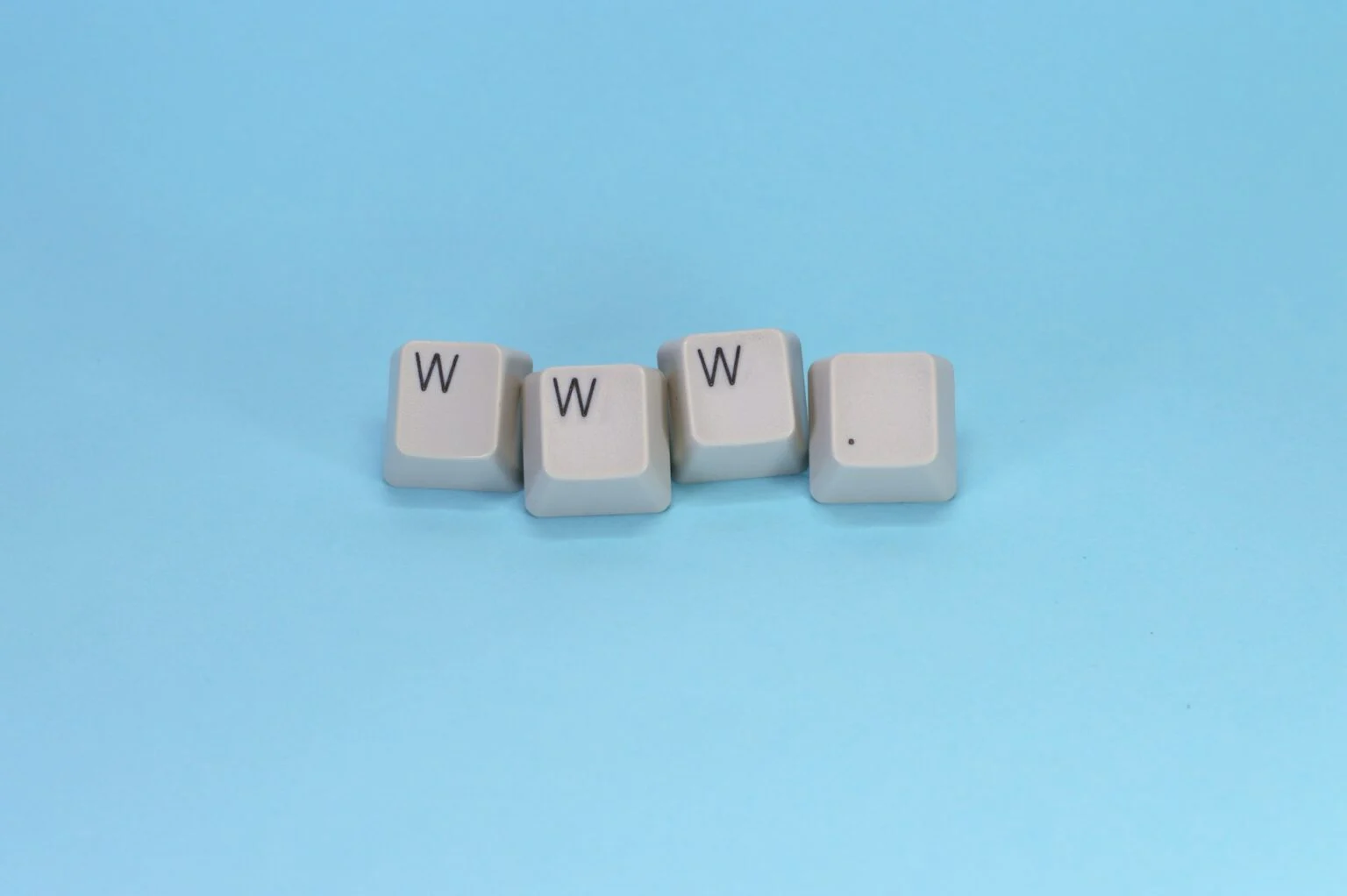 O que significa WWW? História da Rede Mundial de Computadores, como funciona e por que ainda importa em 2025 O que significa WWW? Conheça a história da Rede Mundial de Computadores • Tecnoblog