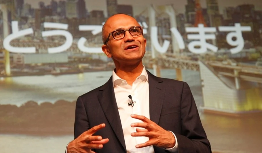Microsoft planeja usar chips de IA da OpenAI em escala, alavancando parceria com a Broadcom e acordo de acesso até 2032 Microsoft pretende usar chips para IA projetados pela OpenAI • Tecnoblog