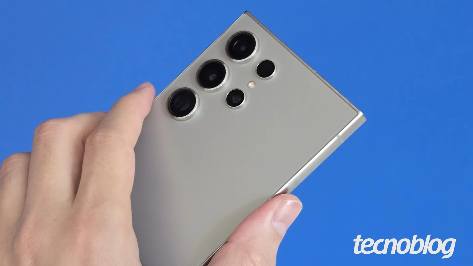 App espião atinge celulares Galaxy a partir de falha desconhecida • Tecnoblog