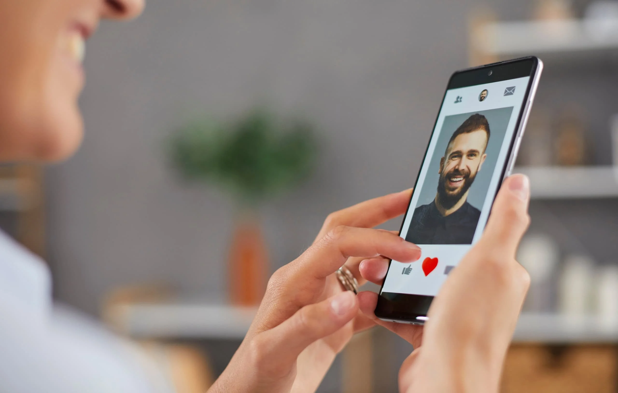 Tinder testa IA que analisa suas fotos para combinações mais compatíveis: entenda o Chemistry, o Daily Drops e o impacto na sua privacidade Tinder testa IA que analisa suas fotos para encontrar combinações mais compatíveis
