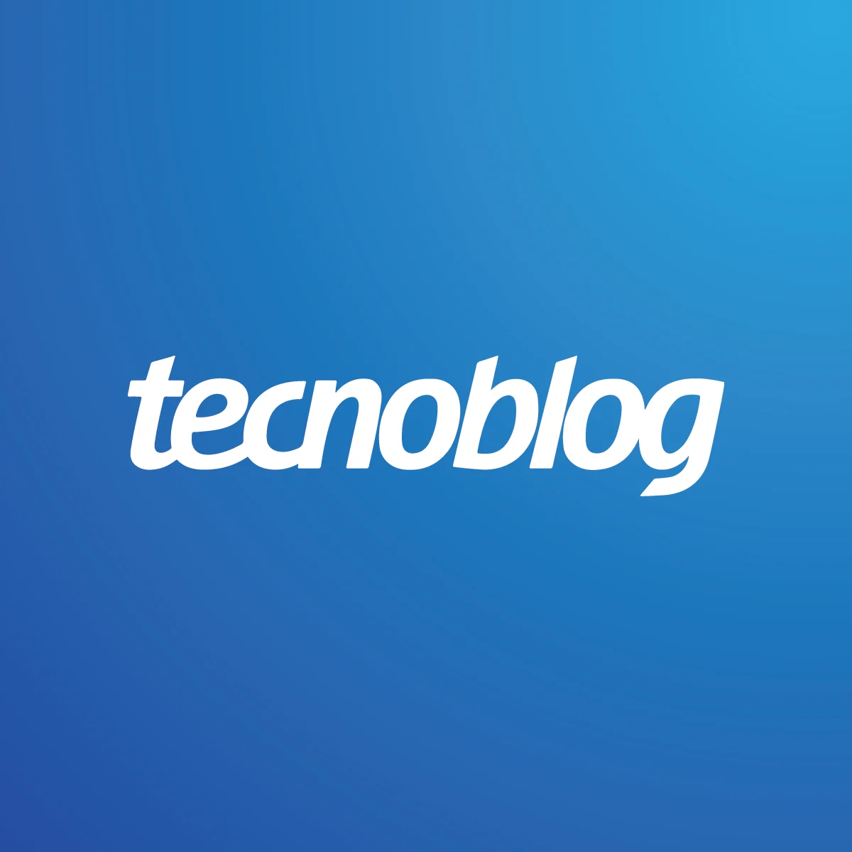 Motorola Edge 70 ultrafino de 5,99 mm chega à Europa por 799 euros, com Snapdragon 7 Gen 4, pOLED 120 Hz e bateria de 4.800 mAh Motorola lança o ultrafino Edge 70 • Tecnoblog
